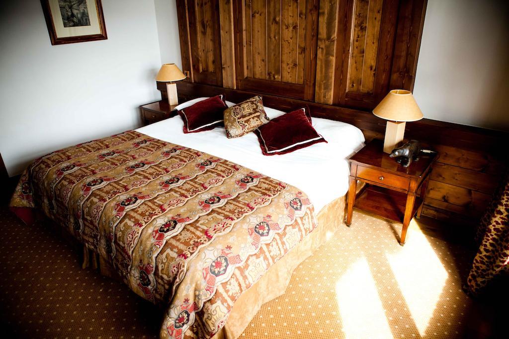 Hotel Les Barmes De L'Ours Val-dʼIsère Zimmer foto